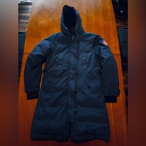 Navy Canada Goose Jacket (W)